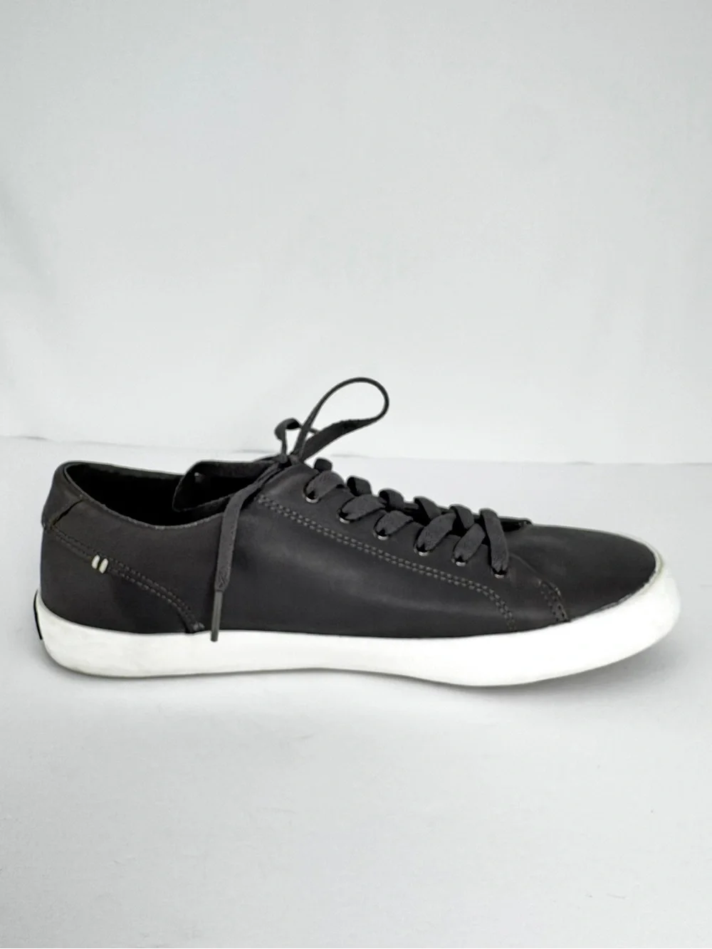 Sperry Men's Black Low-Top Lace-Up Sneakers with White Sole
